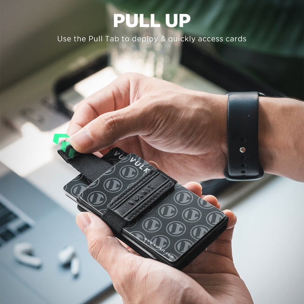 VW135 - Minimalist Leather Wallet for Men – RFID Blocking, Quick-Access Pull Tab, Cash & Card Holder